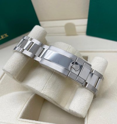 Rolex Daytona Unworn Mother Of Pearl 126579rbr Cosmograph Daytona Diamond Factory Diamond Bezel