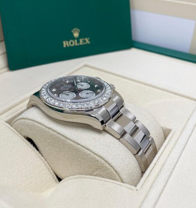 Rolex Daytona Unworn Mother Of Pearl 126579rbr Cosmograph Daytona Diamond Factory Diamond Bezel