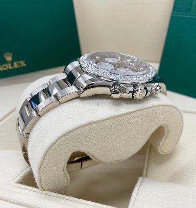Rolex Daytona Unworn Mother Of Pearl 126579rbr Cosmograph Daytona Diamond Factory Diamond Bezel