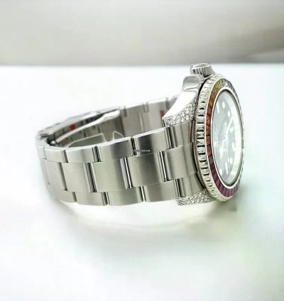 Rolex Submariner no Date 41mm Black Dial Custom Diamond-set Rainbow Bezel - Iced Out