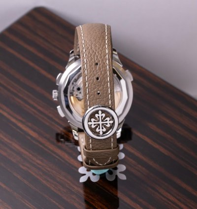 Patek Philippe World Time Chronograph Flyback Salmon Dial Box And Papers 2023 5935a