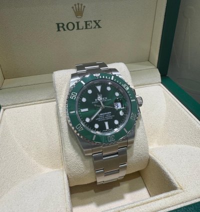 Rolex Submariner Date 116610lv 2019 Hulk 40mm Oyster Full Set Unworn
