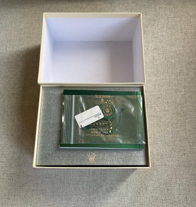 Rolex Submariner Date 116610lv Hulk Full Stickers Barcode
