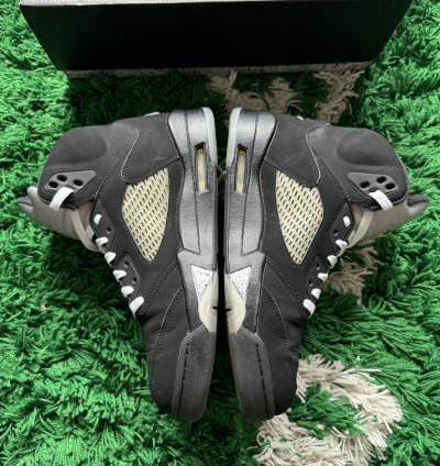 Nike Air Jordan 5 Retro Black Metallic 2016
