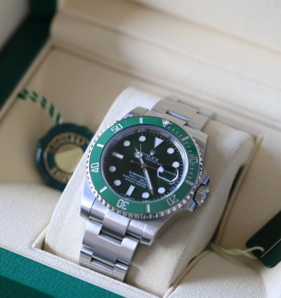 Rolex Submariner Date 116610lv Hulk New Unworn 2019