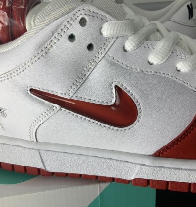 Supreme Nike Sb Dunk Low Jewel Swoosh Star Red White 9 5