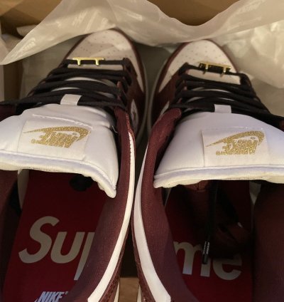 Supreme Nike Sb Dunk Low Stars barkroot
