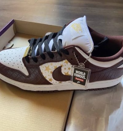 Supreme Nike Sb Dunk Low Stars barkroot