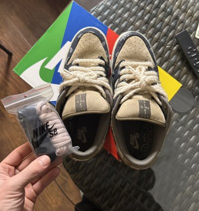 Travis Scott Nike Sb Dunk