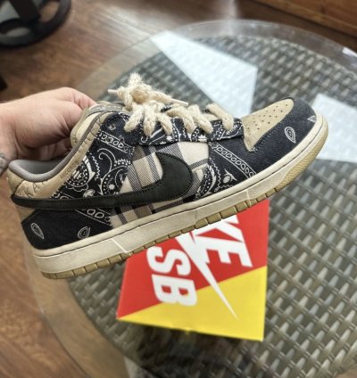 Travis Scott Nike Sb Dunk