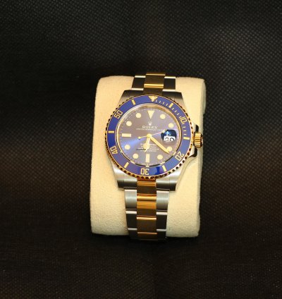 Rolex Submariner Date 126613lb 41mm Date Steel Yellow Gold Two Tone Blue Bezel