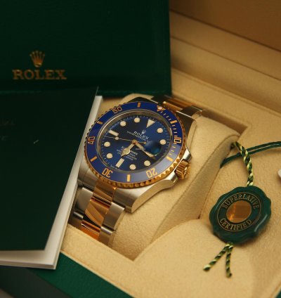 Rolex Submariner Date 126613lb 41mm Date Steel Yellow Gold Two Tone Blue Bezel