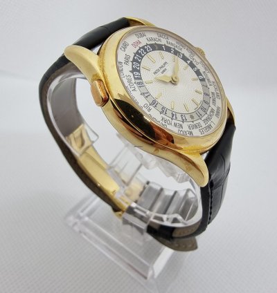 Patek Philippe World Time Doha Edition