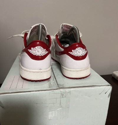 Jordan 1 Low Varsity Red Big Swoosh 2015