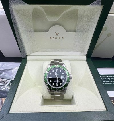 Rolex Submariner Date 16610lv