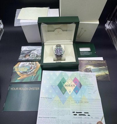 Rolex Submariner Date 16610lv