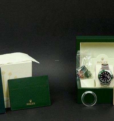 Rolex Submariner Date 16610lv Full Set 2009 New Old Stock