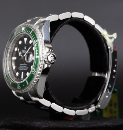 Rolex Submariner Date 16610lv Submariner Kermit New Old Stock