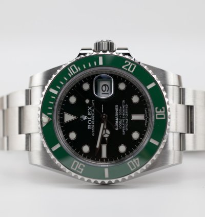 Rolex Submariner Date 2018 Submariner Date Hulk Stainless Steel 116610lv