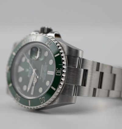 Rolex Submariner Date 2018 Submariner Date Hulk Stainless Steel 116610lv