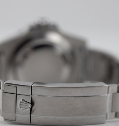 Rolex Submariner Date 2018 Submariner Date Hulk Stainless Steel 116610lv