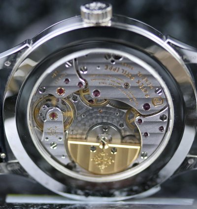 Patek Philippe World Time Platin - Blue - Like New - German Papers - Fullset - 05 2023