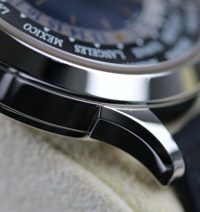 Patek Philippe World Time Platin - Blue - Like New - German Papers - Fullset - 05 2023