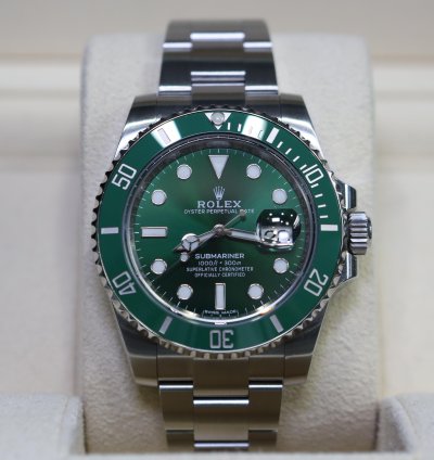 Rolex Submariner Date 2020 Submariner Date Hulk 116610lv Like New Complete Set