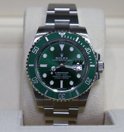 Rolex Submariner Date 2020 Submariner Date Hulk 116610lv Like New Complete Set