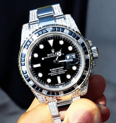 Rolex Submariner Date 41 Mm Oyster Black Dial Custom Diamond-set - Iced Out