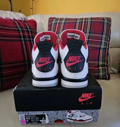 Jordan 4 Retro Fire Red 2020