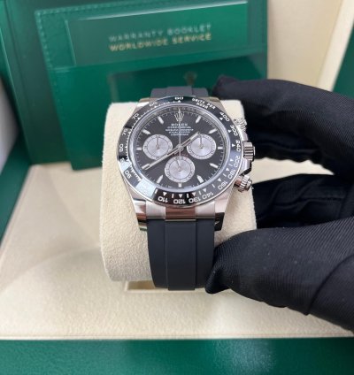 Rolex Daytona White Gold Cosmograph Daytona Black Bezel - Black And Steel Index Dial 126519ln