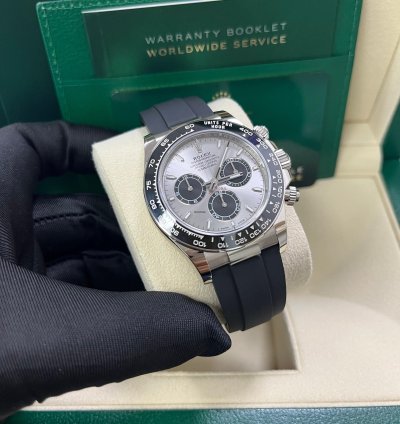 Rolex Daytona White Gold Cosmograph Daytona Silver And Black Index Dial - Oysterflex Strap 126519ln