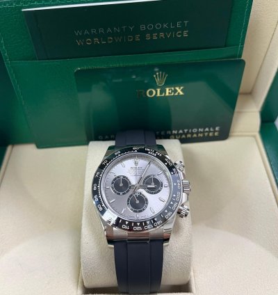 Rolex Daytona White Gold Cosmograph Daytona Silver And Black Index Dial - Oysterflex Strap 126519ln