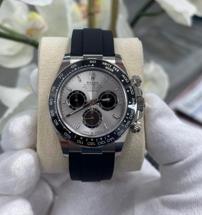 Rolex Daytona White Gold Oyster Flex Ghost Unworn 2024 Box And Papers