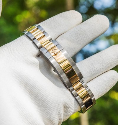 Rolex Submariner Date Gold Stainless Steel