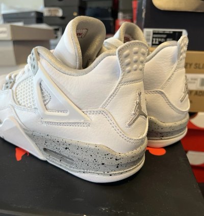 Jordan 4 Retro White Oreo 2021