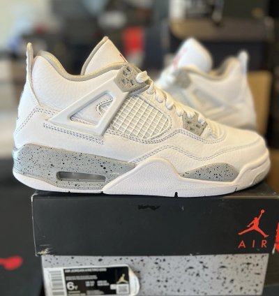 Jordan 4 Retro White Oreo 2021