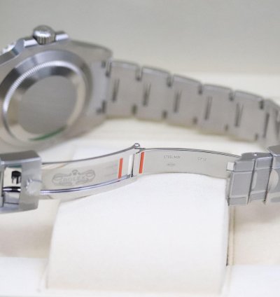 Rolex Submariner Date Hulk