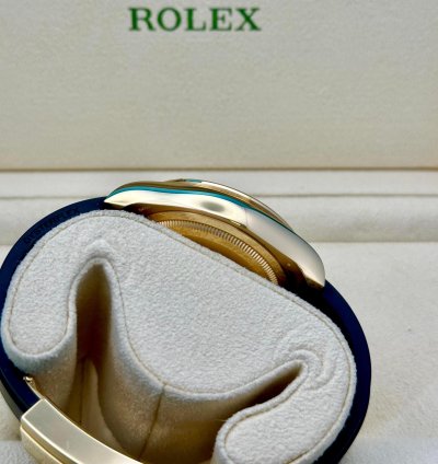 Rolex Daytona Yellow Champagne Dial