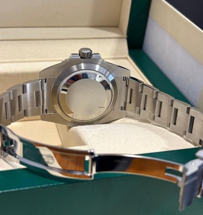 Rolex Submariner Date Hulk - 116610lv - 2019