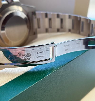 Rolex Submariner Date Hulk - 116610lv - 2020 Old Card