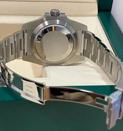 Rolex Submariner Date Hulk - 2020 - 116610lv New Card