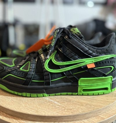Nike Air Rubber Dunk