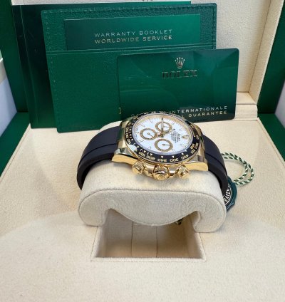 Rolex Daytona Yellow Gold Black Cerachrom Bezel White Index Dial Oysterflex Strap 126518ln