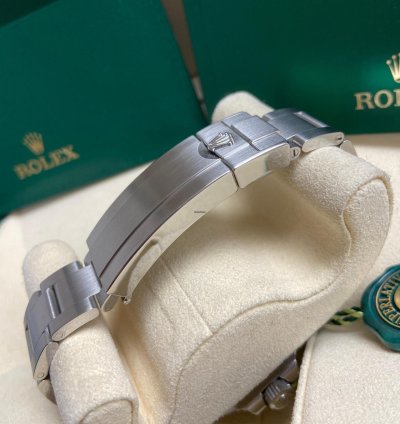 Rolex Submariner Date Hulk 116610lv 2019 Edition