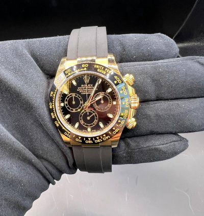 Rolex Daytona Yellow Gold Black Dial Oysterflex