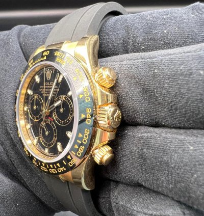 Rolex Daytona Yellow Gold Black Dial Oysterflex