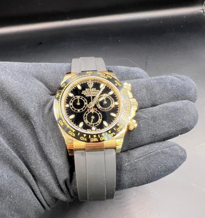Rolex Daytona Yellow Gold Black Dial Oysterflex