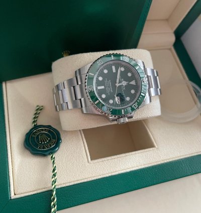 Rolex Submariner Date Hulk 116610lv New Full Stickers